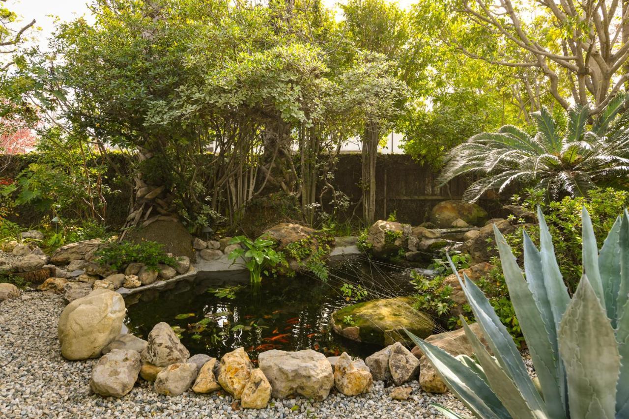 Beautiful Airy Architect-designed And Brand New Private Luxe Bathroom Los Angeles